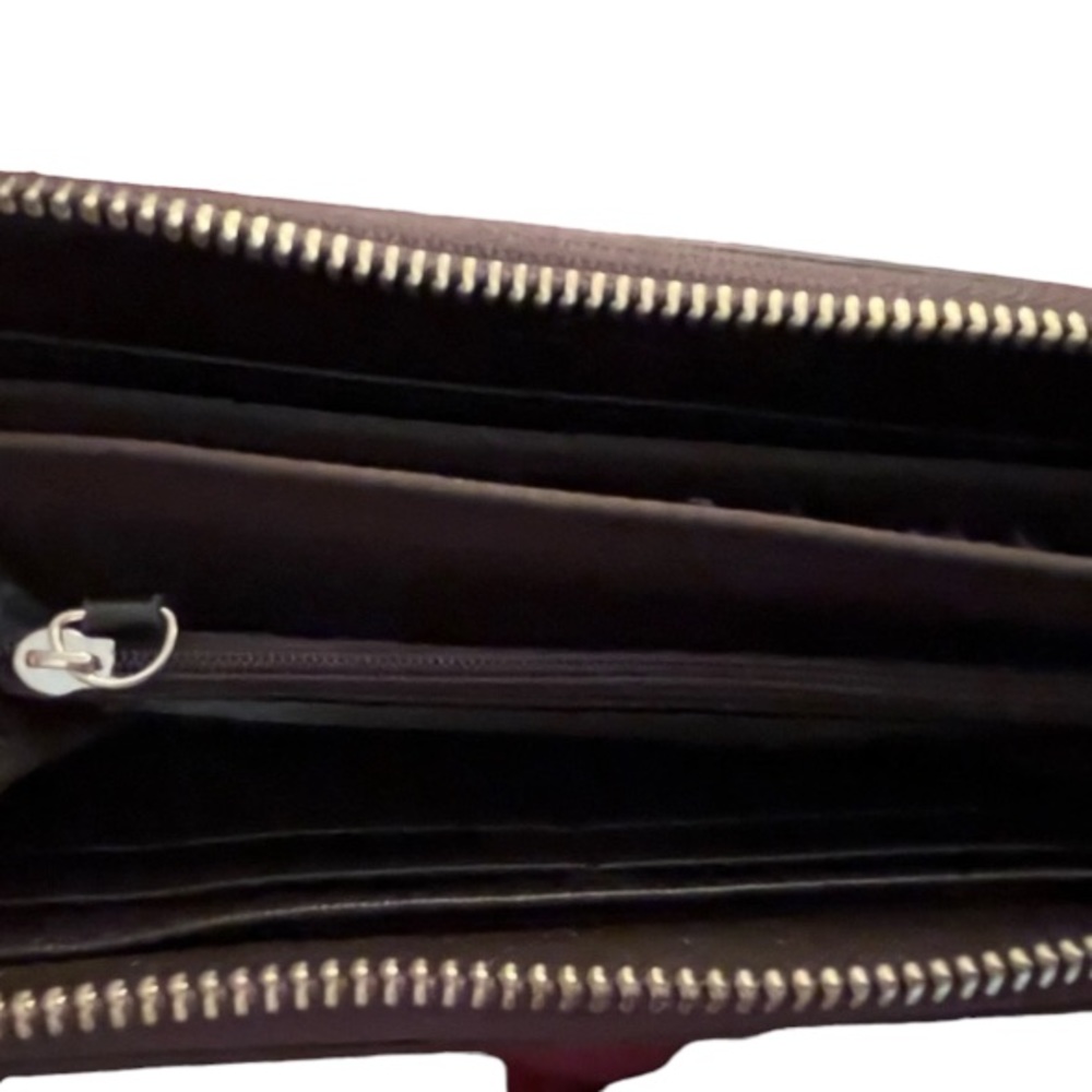 Micheal Kors Large brown zip leather wallet inside zip holds most phones - Picture 2 of 11
